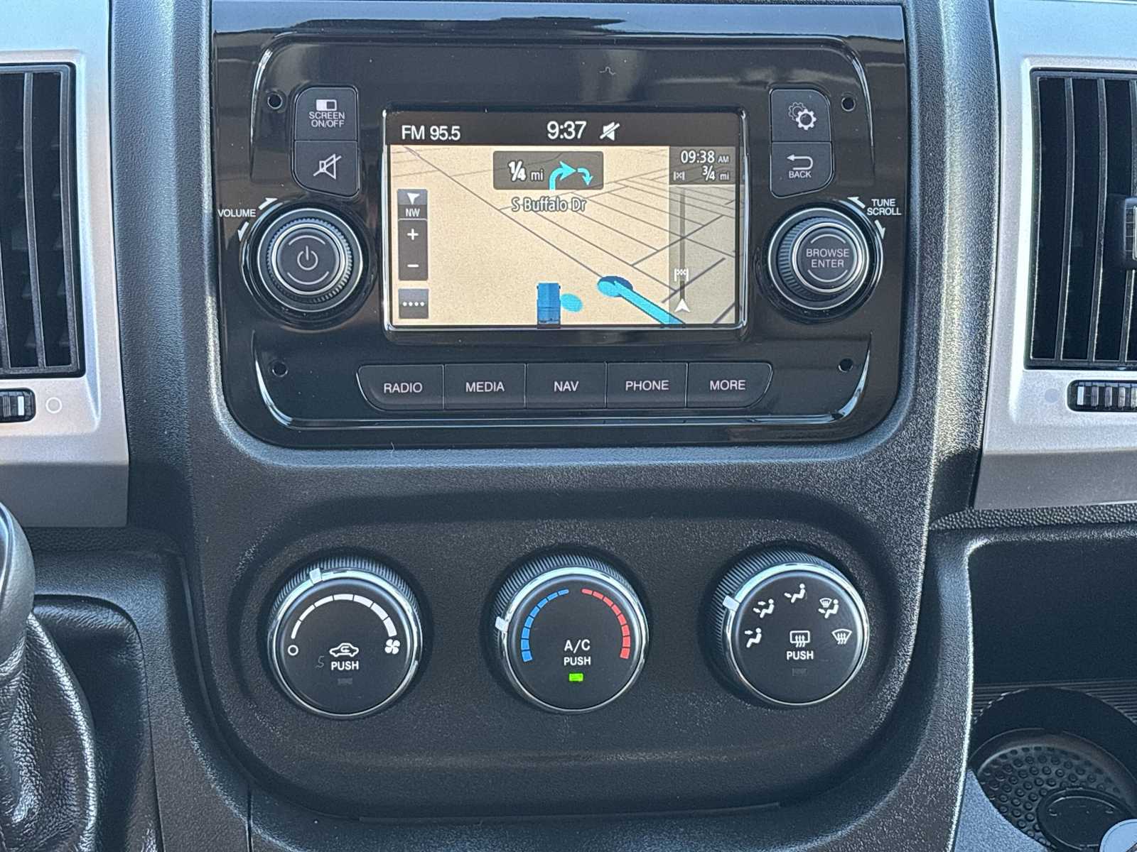 2019 Ram ProMaster 1500 photo 16
