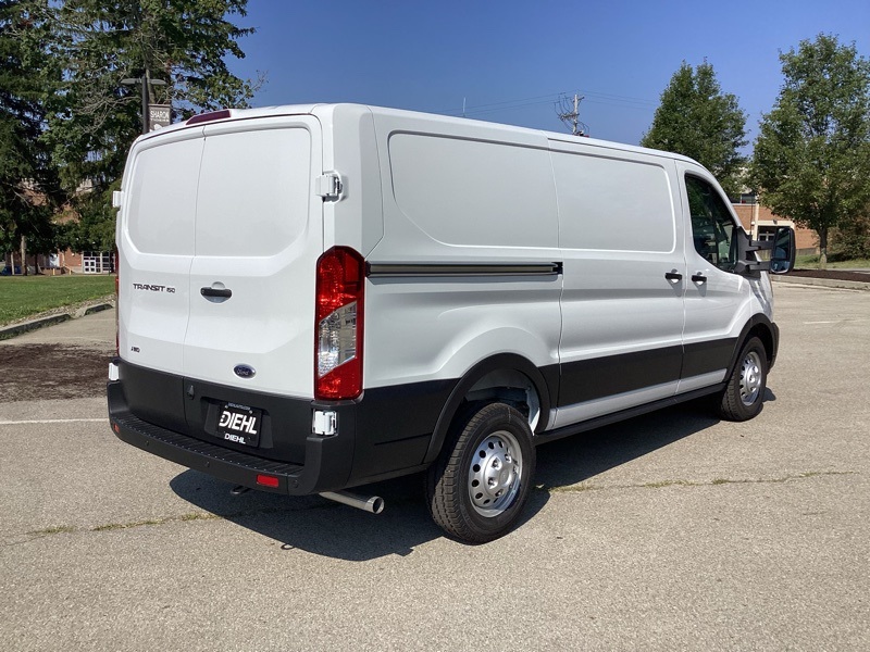 2025 Ford Transit photo 7