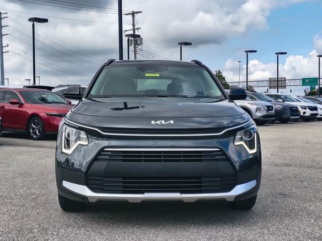 2024 Kia Niro LX photo 8