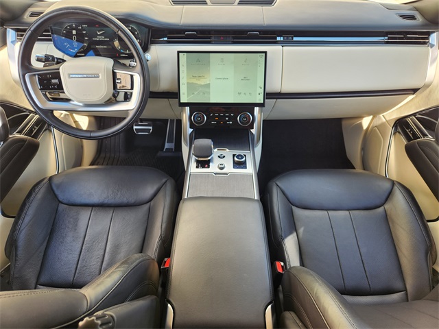 2022 Land Rover Range Rover SE photo 21