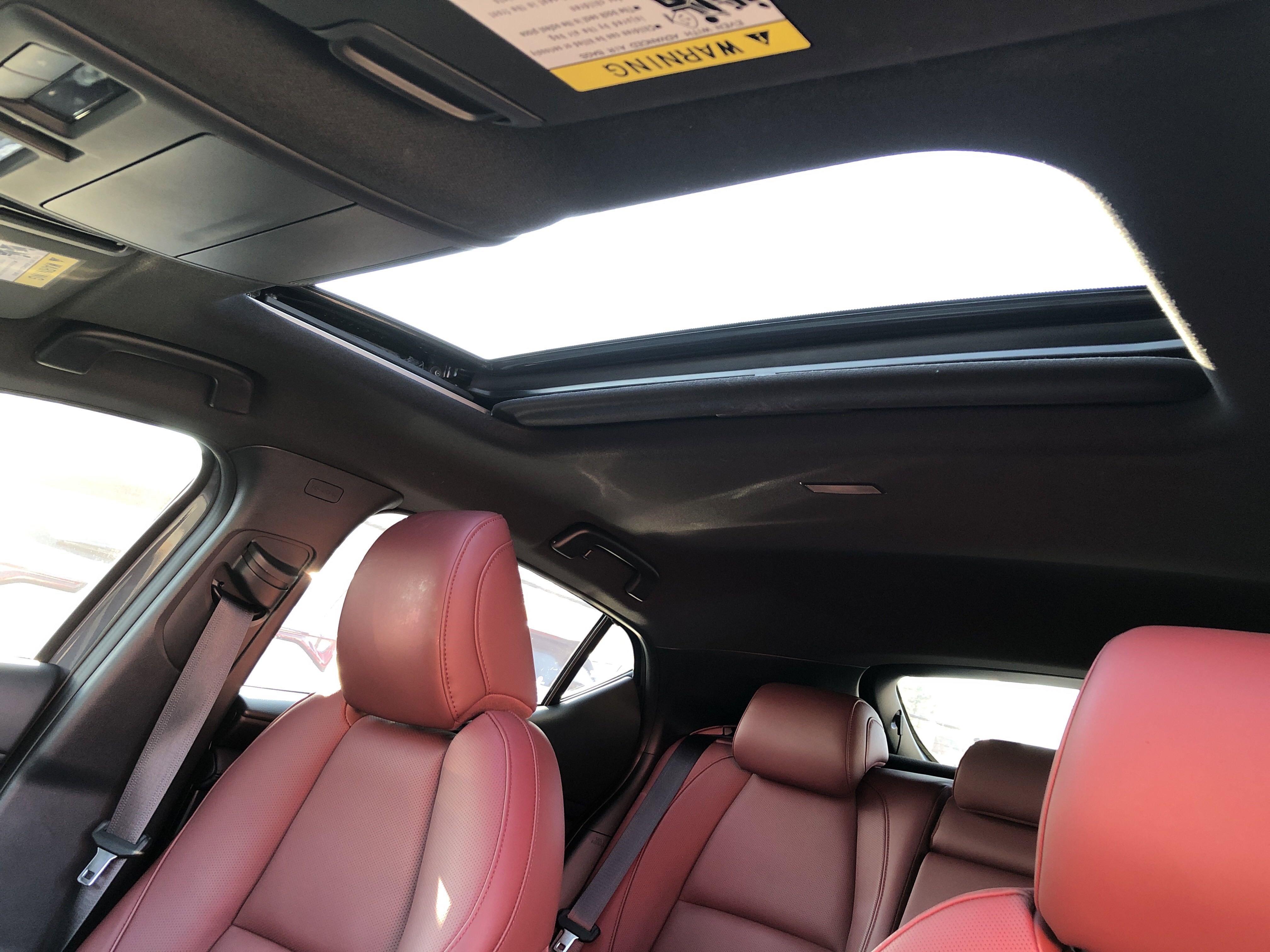 2025 Mazda Mazda3 Hatchback 2.5 s Carbon photo 4