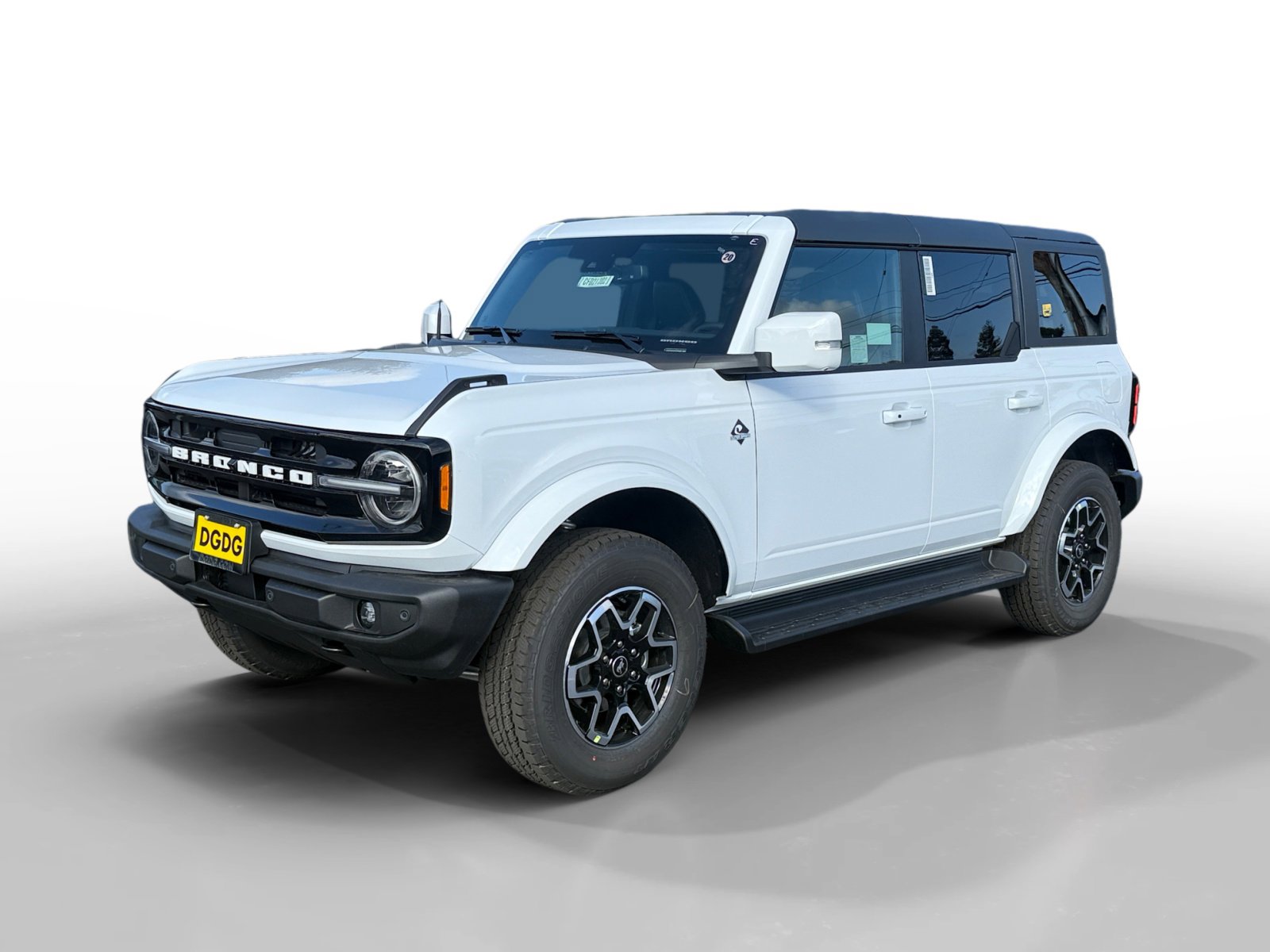 2025 Ford Bronco 4-Door Outer Banks's photo