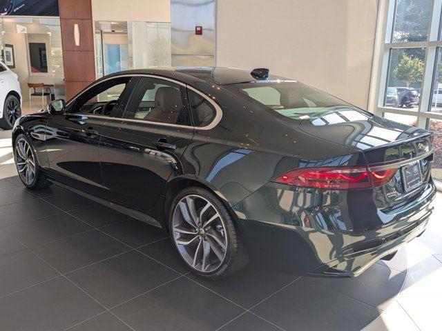 2024 Jaguar XF P300 R-Dynamic SE photo 4