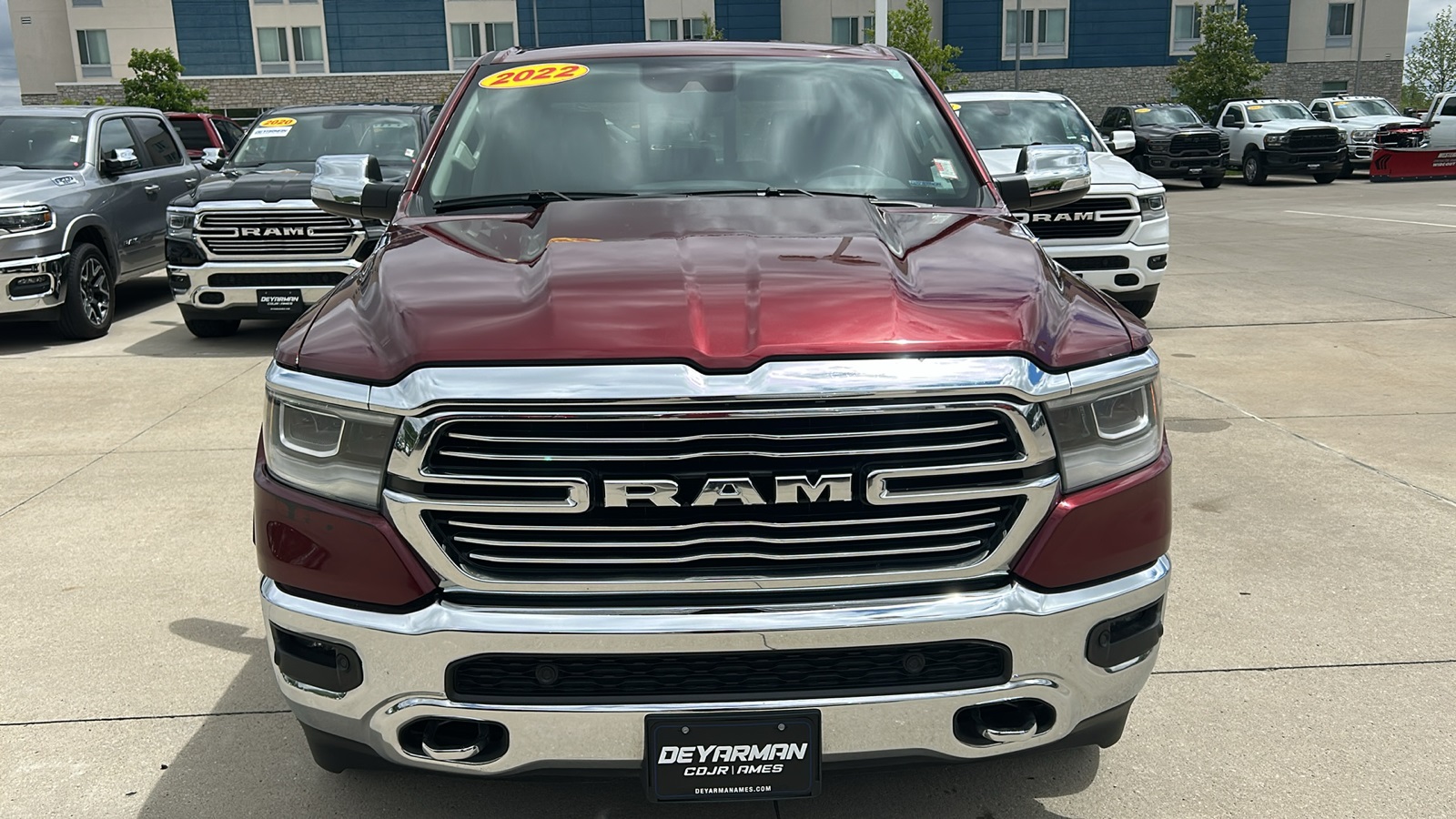 2022 Ram 1500 Laramie photo 8