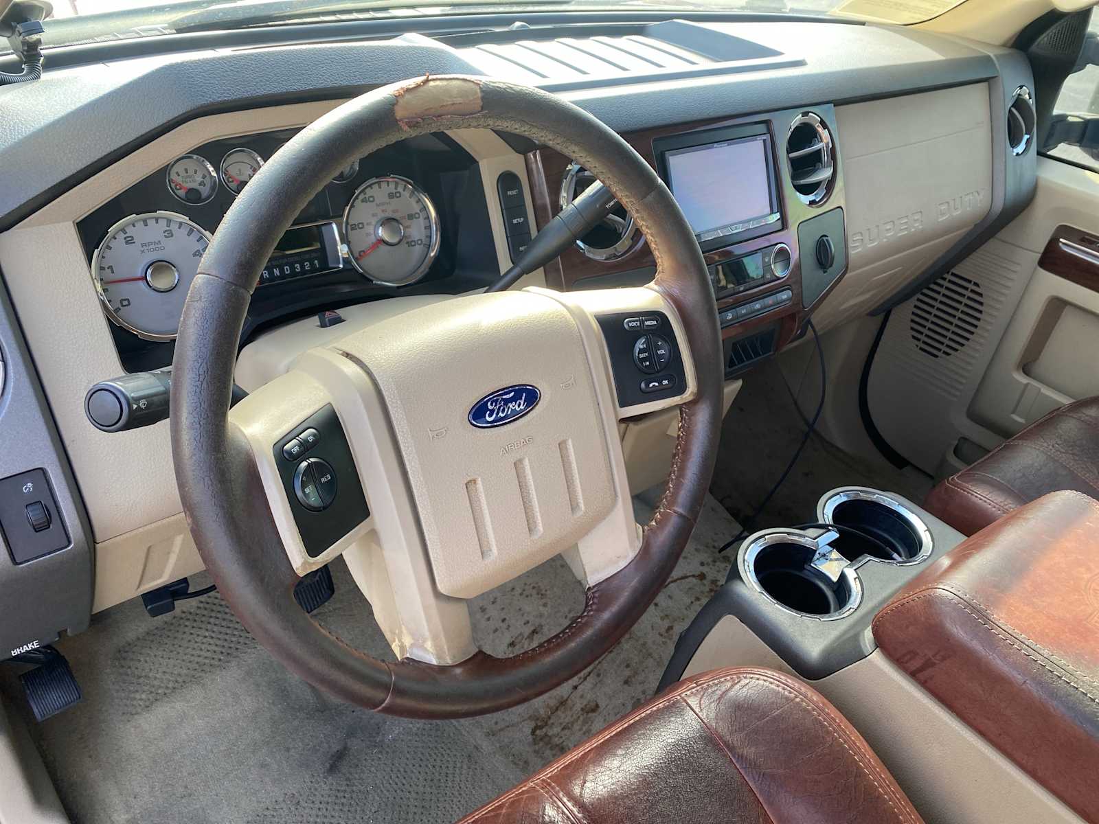 2010 Ford F-250 King Ranch photo 7