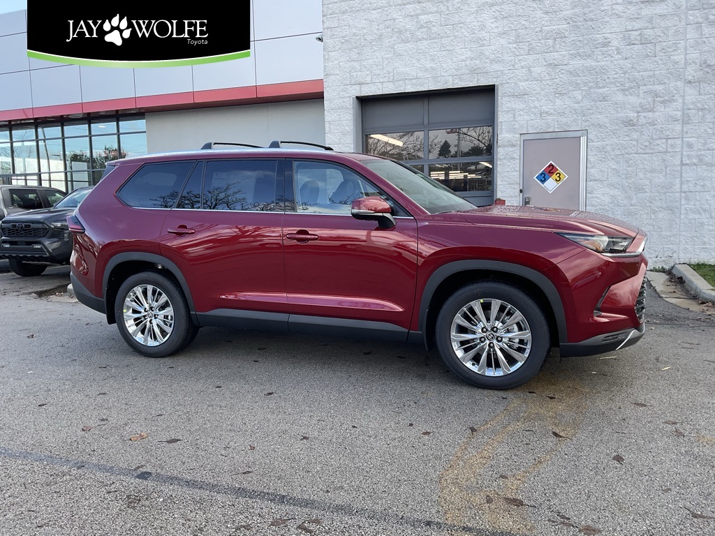 2026 Toyota Grand Highlander Platinum's photo