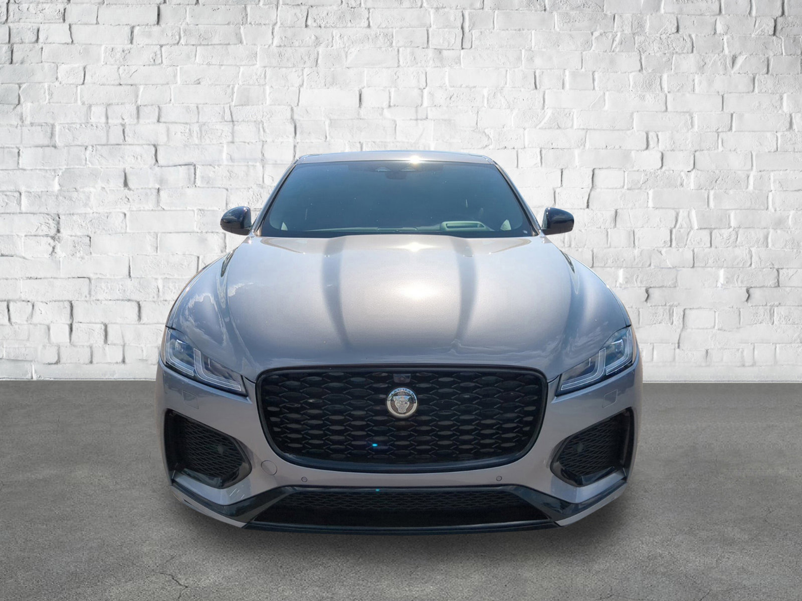2026 Jaguar F-PACE P250 R-Dynamic S photo 2