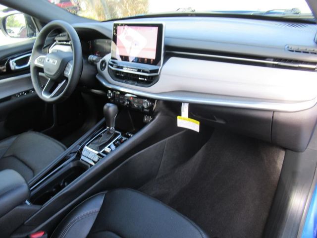 2024 Jeep Compass Limited photo 12