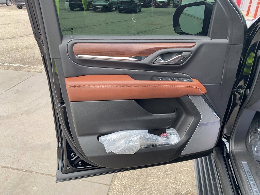 2023 Gmc Yukon XL Denali Ultimate photo 9