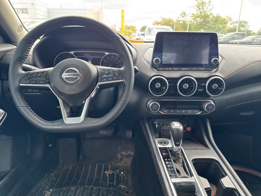 2021 Nissan Sentra SR photo 4