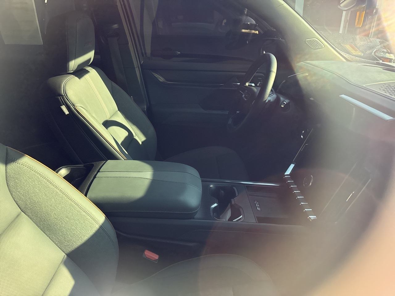 2024 Gmc Acadia AT4 photo 6