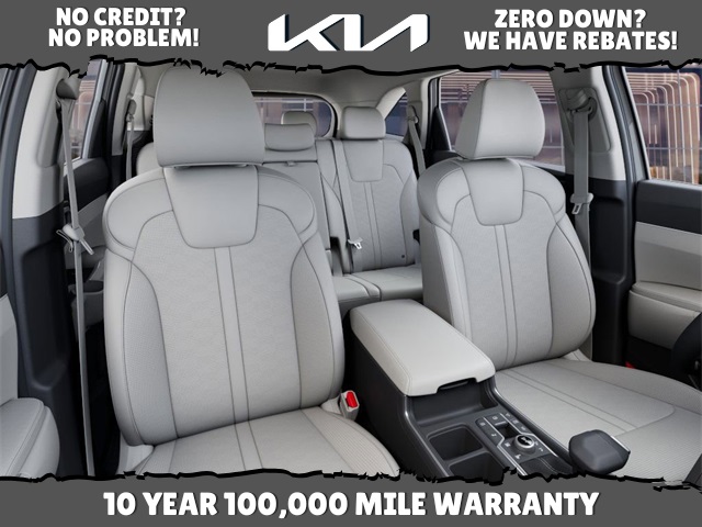 2025 Kia Sorento S photo 14