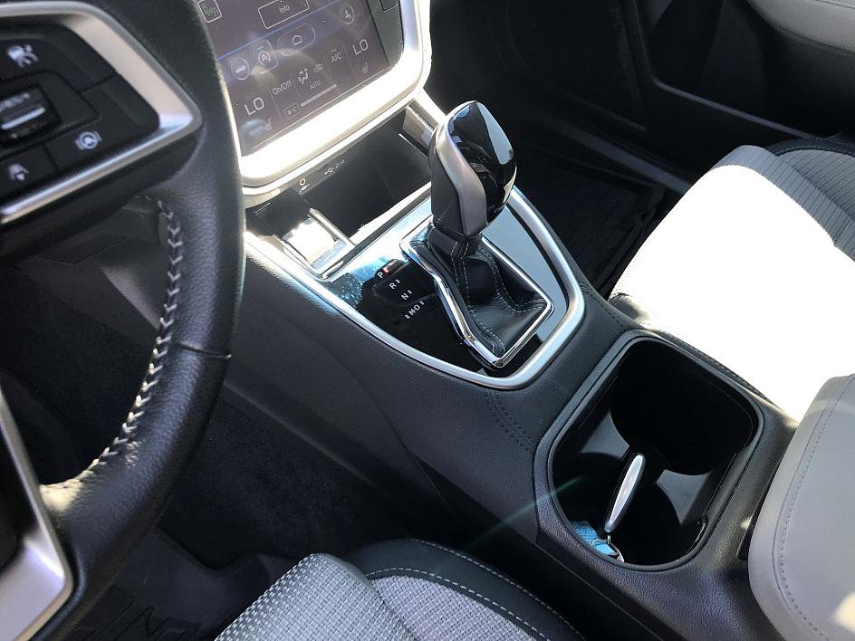 2022 Subaru Outback Premium photo 16