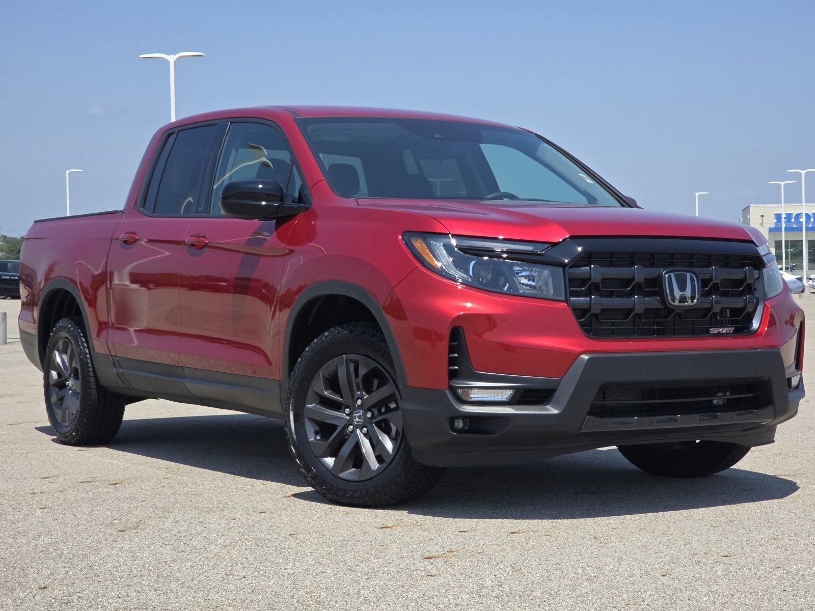 2025 Honda Ridgeline Sport photo 2