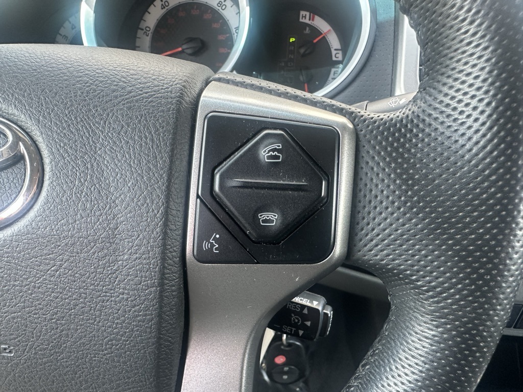 2015 Toyota Tacoma Base V6 photo 17
