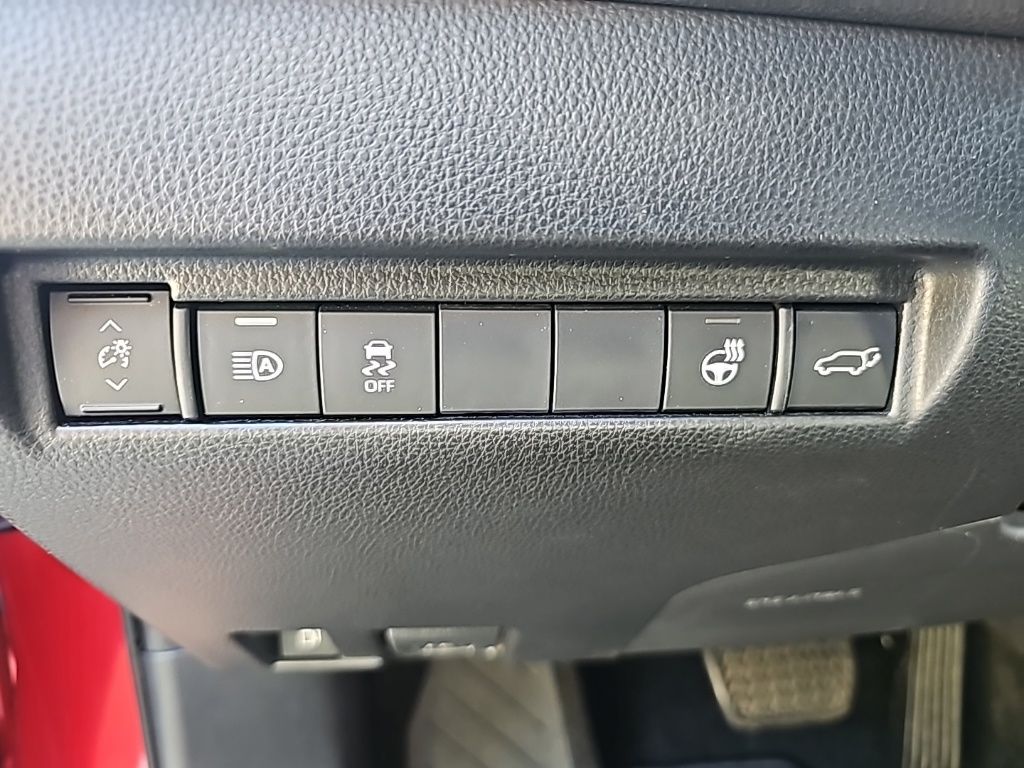 2021 Toyota Venza XLE photo 19