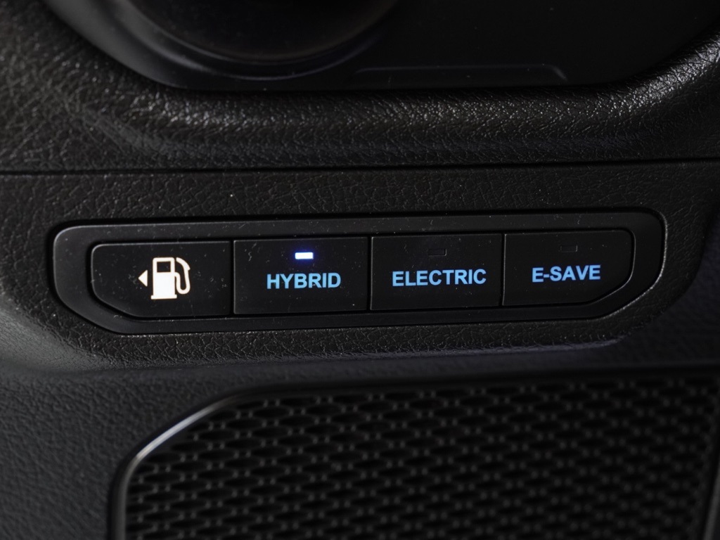 Used 2024 White Jeep Sport S 4xe image 13