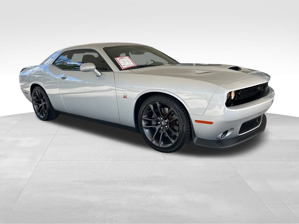 2023 Dodge Challenger R/T Scat Pack photo 2