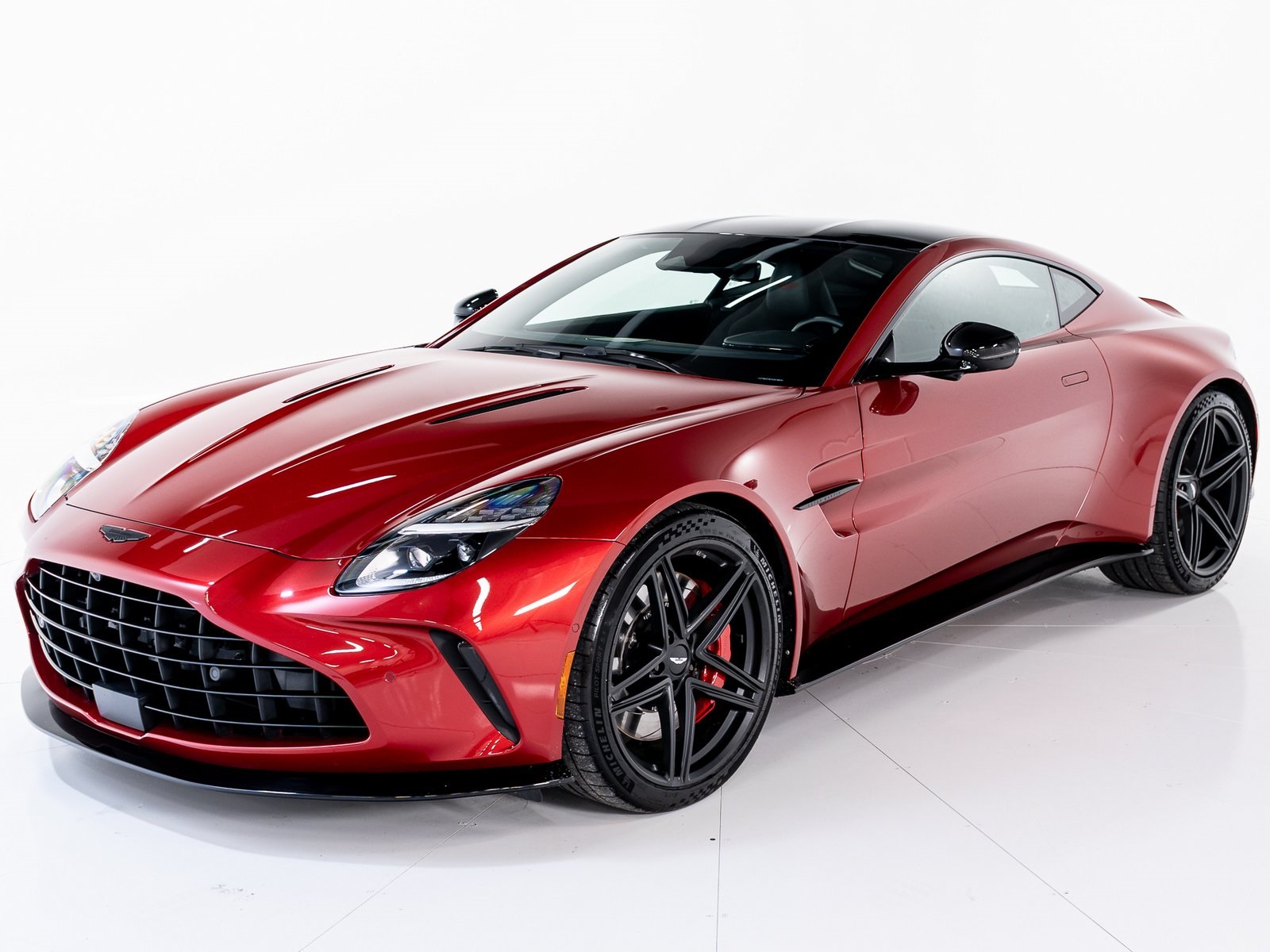 2025 Aston Martin Vantage