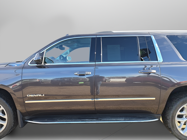 2017 GMC Yukon XL Denali's photo