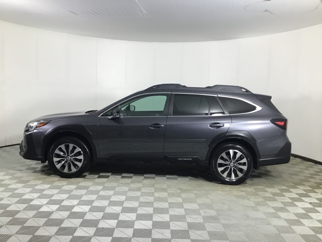 2023 Subaru Outback Limited XT photo 3