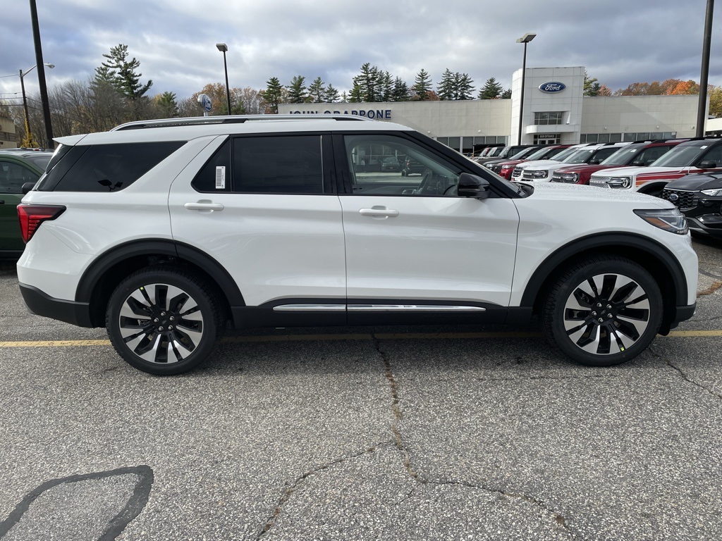 2026 Ford Explorer Platinum photo 2