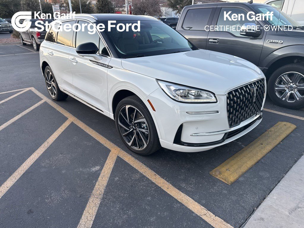 2024 Lincoln Corsair Base's photo