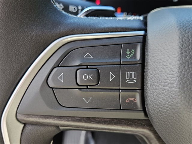 2025 Jeep Grand Cherokee Limited photo 26