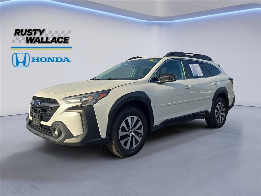 2023 Subaru Outback Premium's photo
