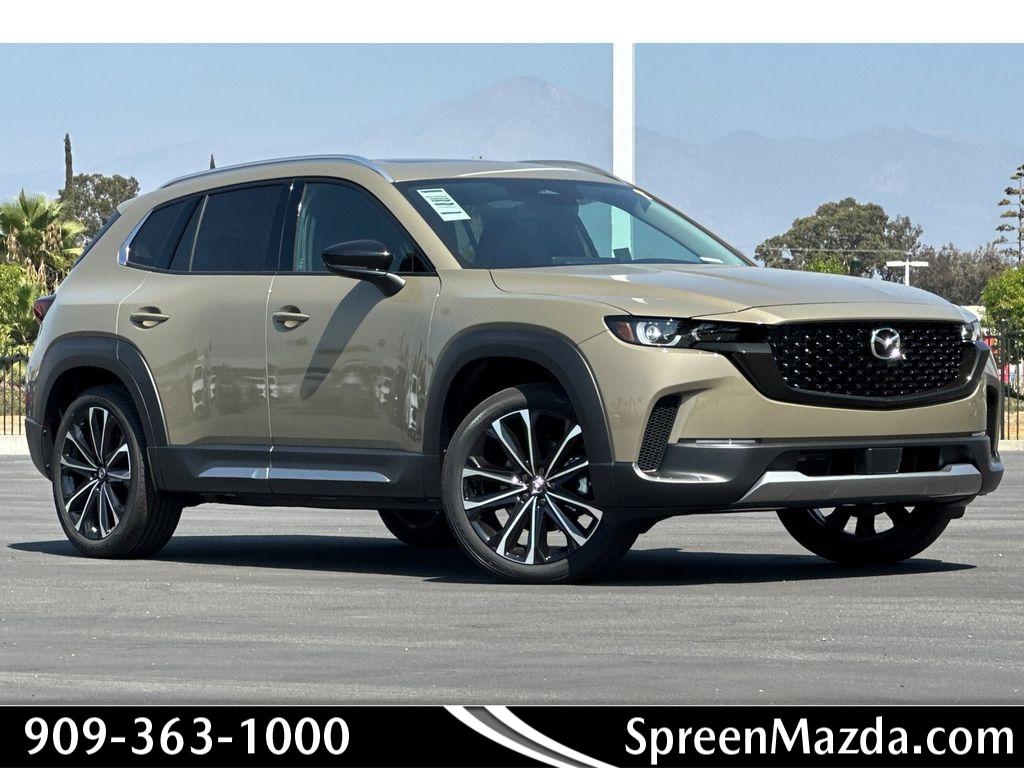 2025 Mazda CX-50 Premium's photo