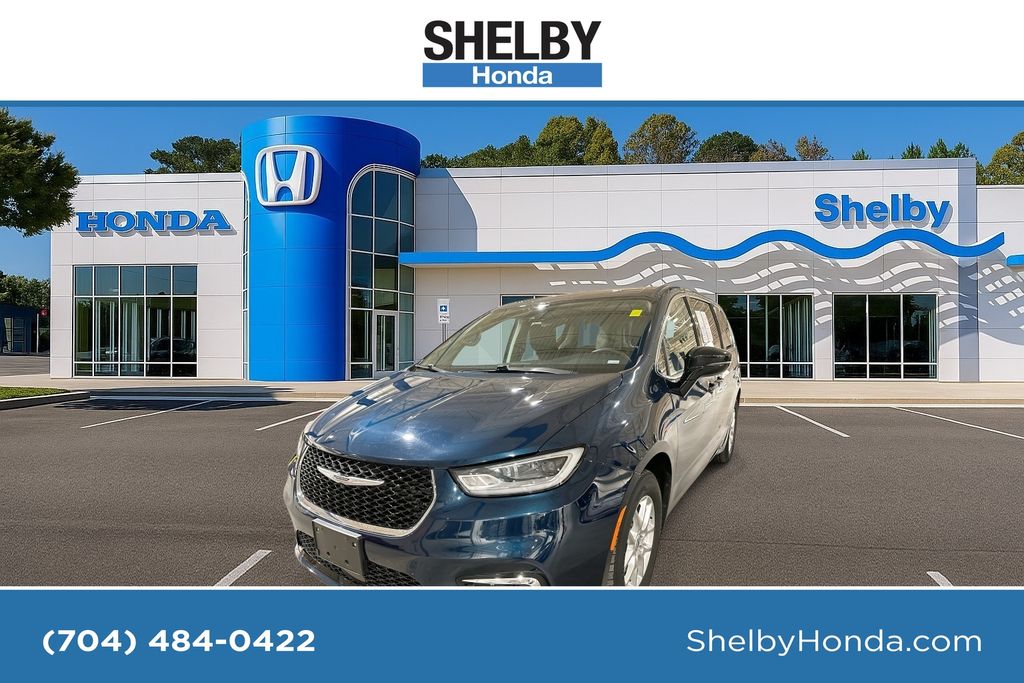 2024 Chrysler Pacifica Touring L