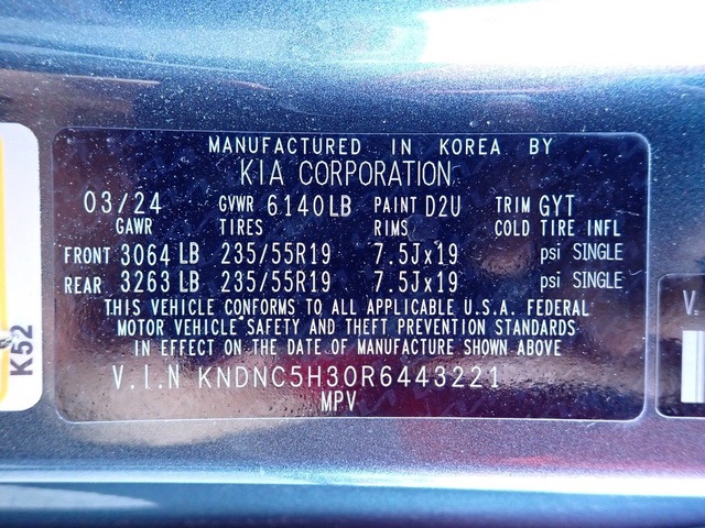 2024 Kia Carnival EX photo 19