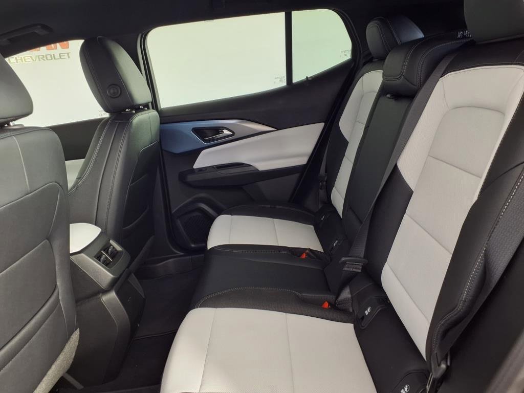 2025 Chevrolet Equinox EV 1LT photo 14