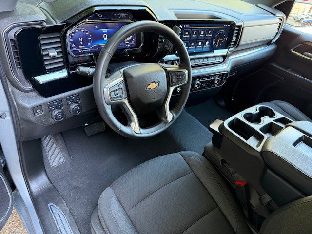 2023 Chevrolet Silverado 1500 LT photo 12