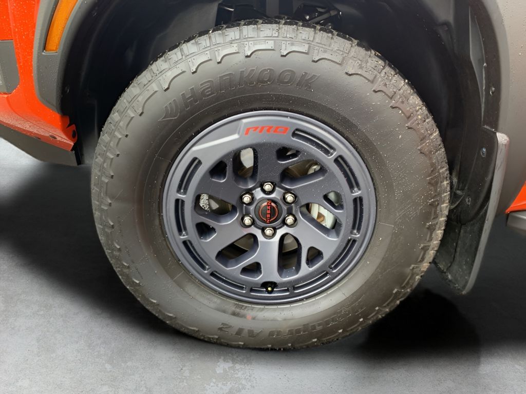 2025 Nissan Frontier PRO-4X photo 29