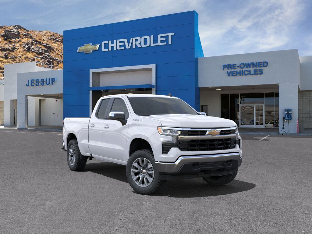 2025 Chevrolet Silverado 1500 LT's photo