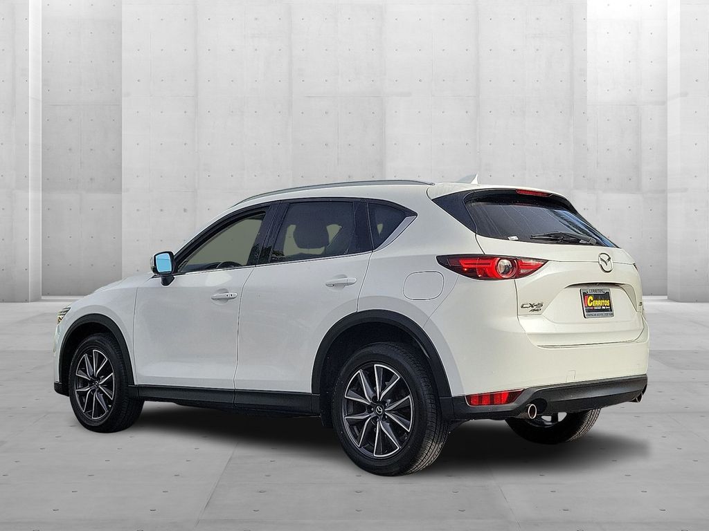 2017 Mazda CX-5 Grand Touring Select photo 2