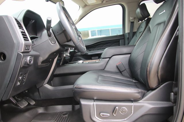 2020 Ford Expedition Platinum photo 15