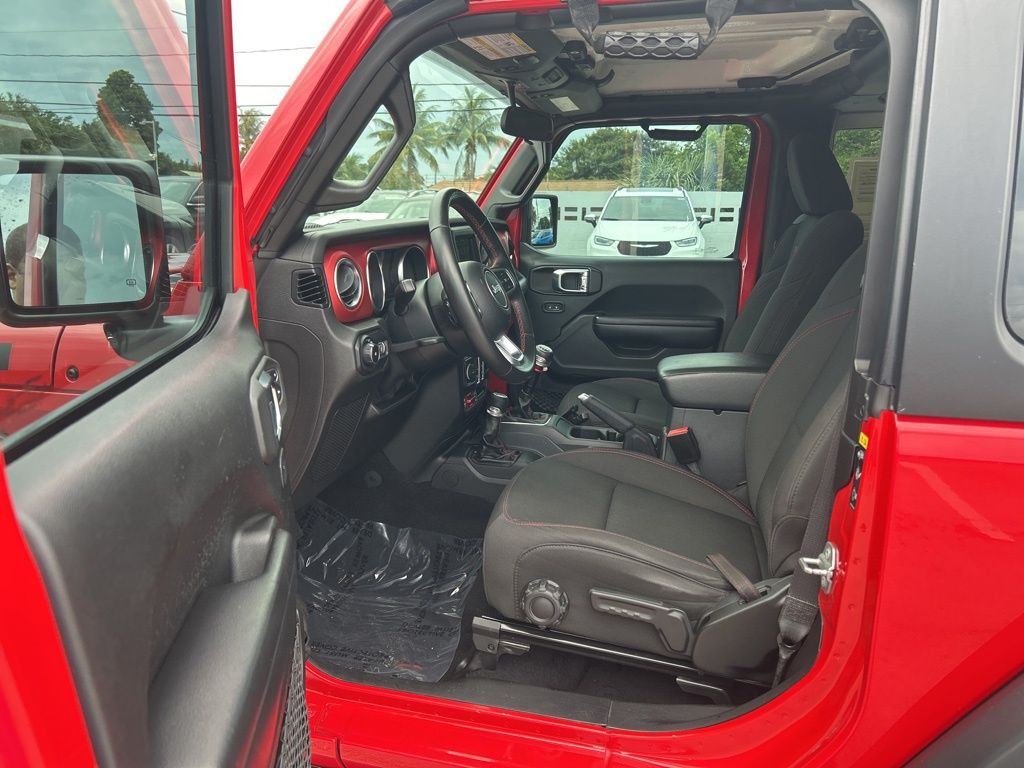 2021 Jeep Wrangler Rubicon photo 9