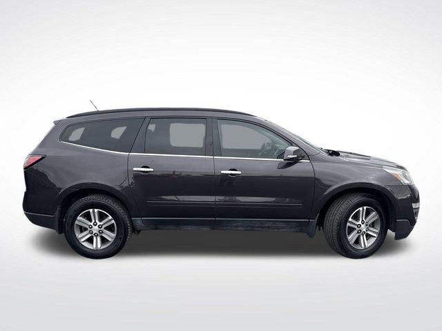 2015 Chevrolet Traverse 1LT photo 2