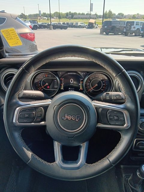 2022 Jeep Wrangler Unlimited Sahara photo 16