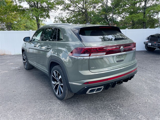 2026 Volkswagen Atlas Cross Sport SEL Premium R-Line photo 26