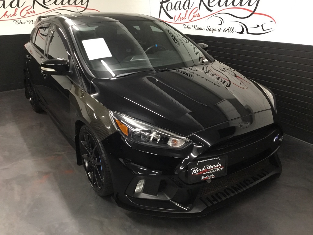 2016 Ford Focus RS photo 2