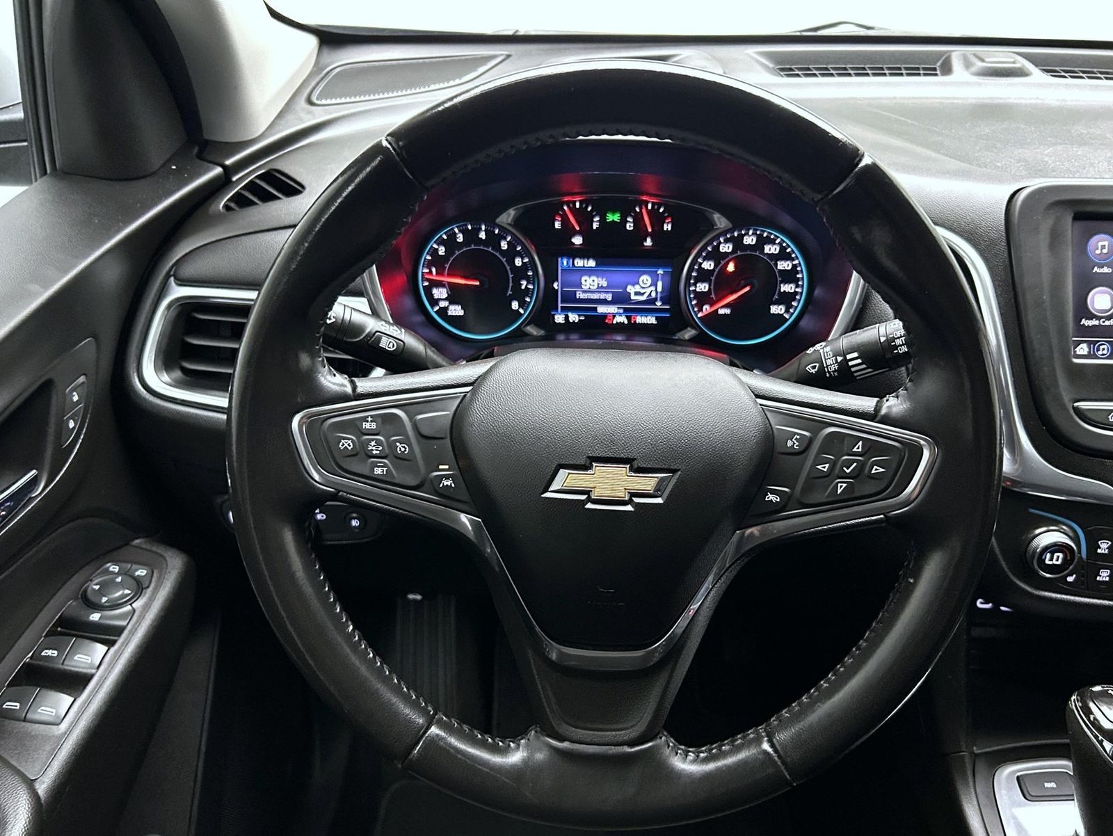 2020 Chevrolet Equinox LT photo 11