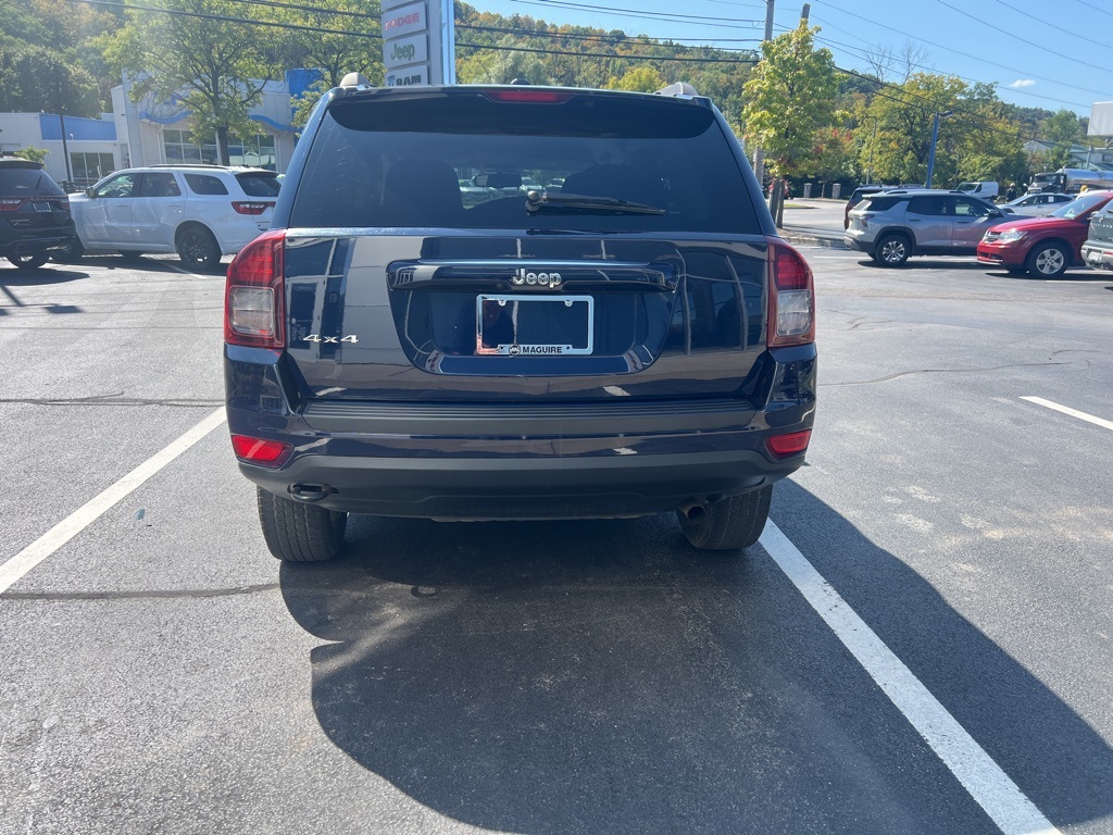 2016 Jeep Compass Sport photo 4