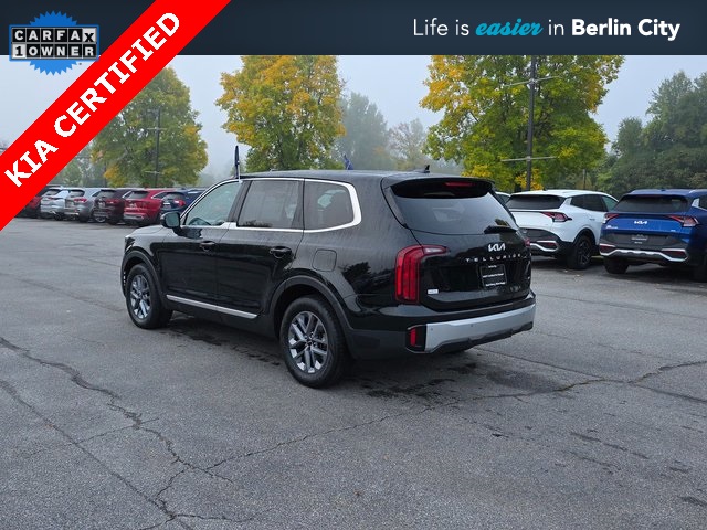 2023 Kia Telluride LX photo 2