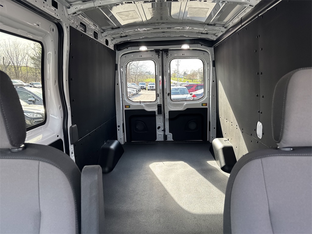 2025 Ford Transit Cargo Van photo 20