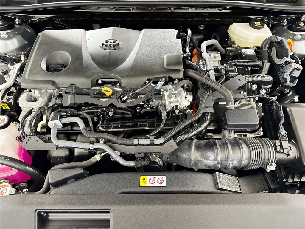 2025 Toyota Camry SE photo 20