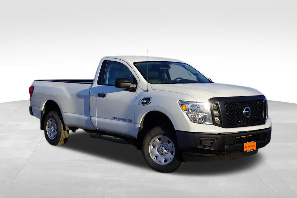 2018 Nissan Titan XD S's photo