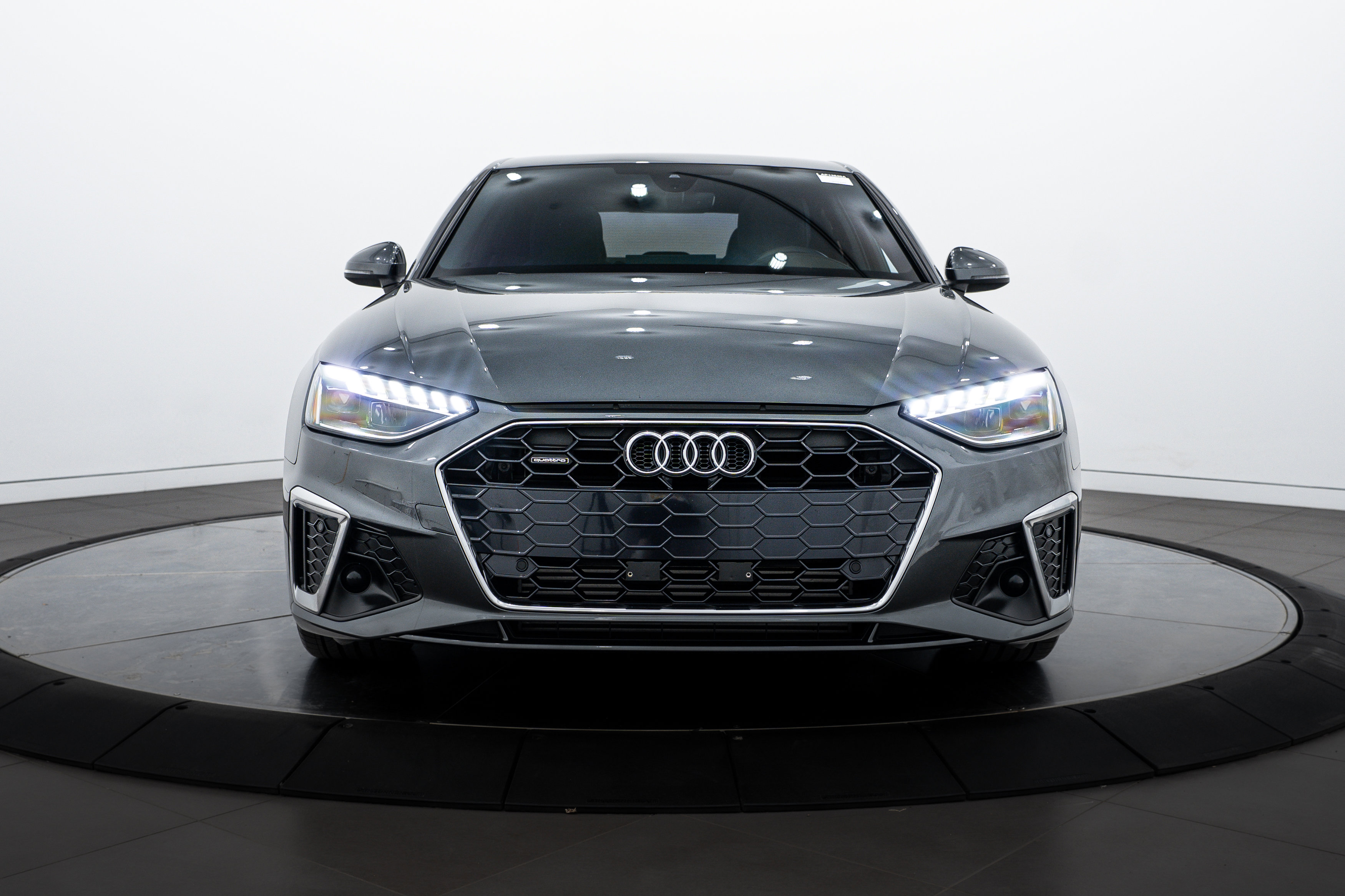 2020 Audi A4 Quattro Premium Plus photo 17
